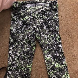 crop leggings